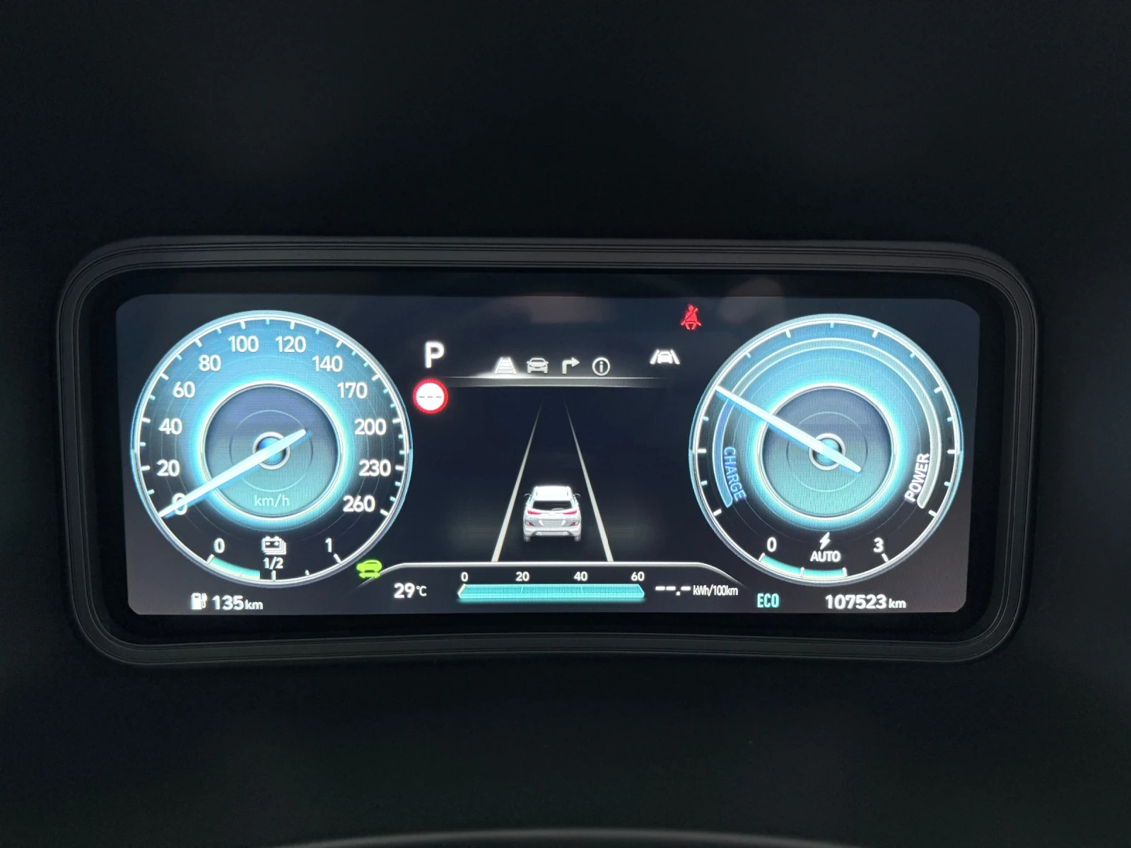Hyundai Kona, снимка 13 - Автомобили и джипове - 55356825