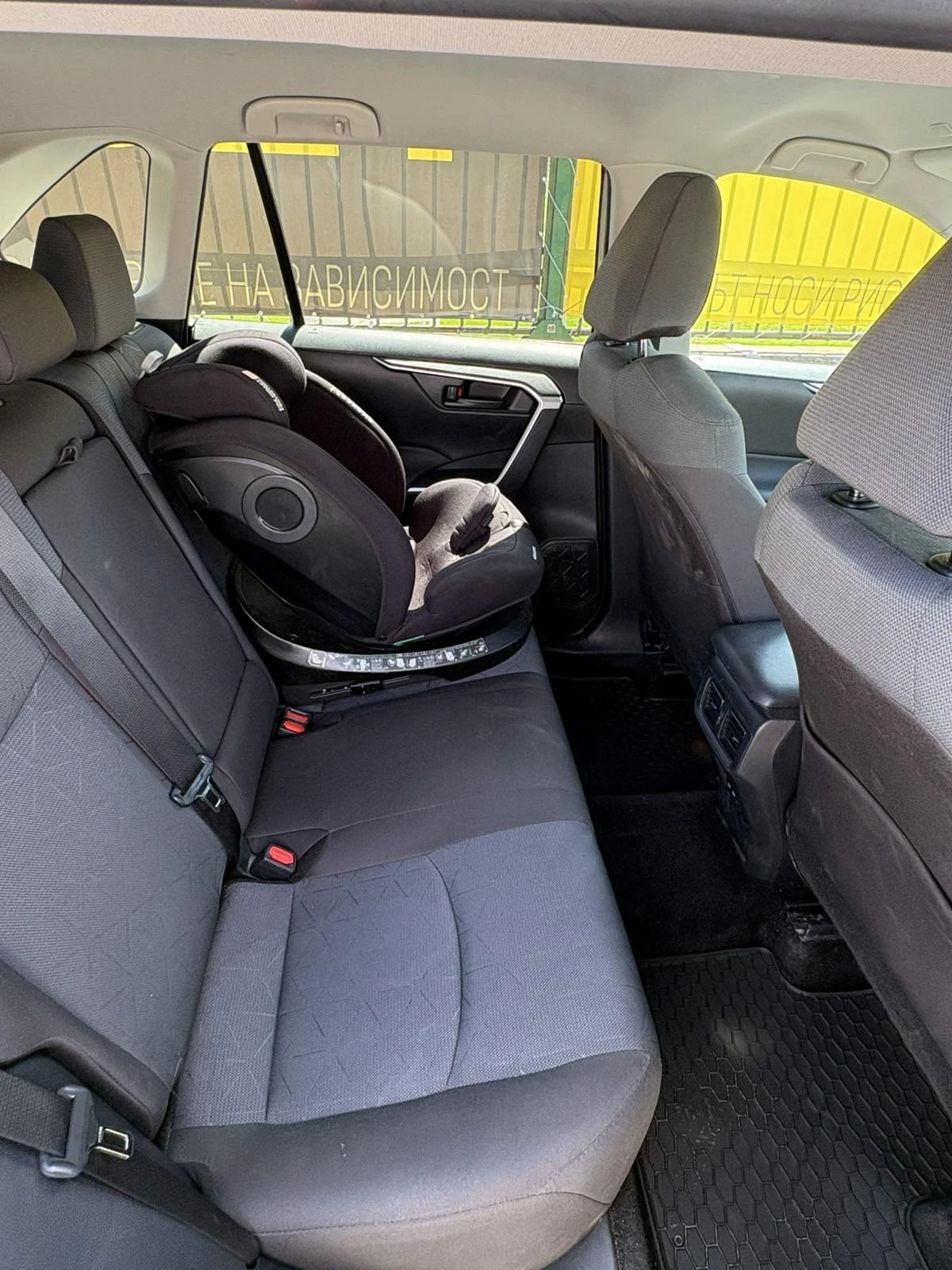 Toyota Rav4, снимка 9 - Автомобили и джипове - 55671775