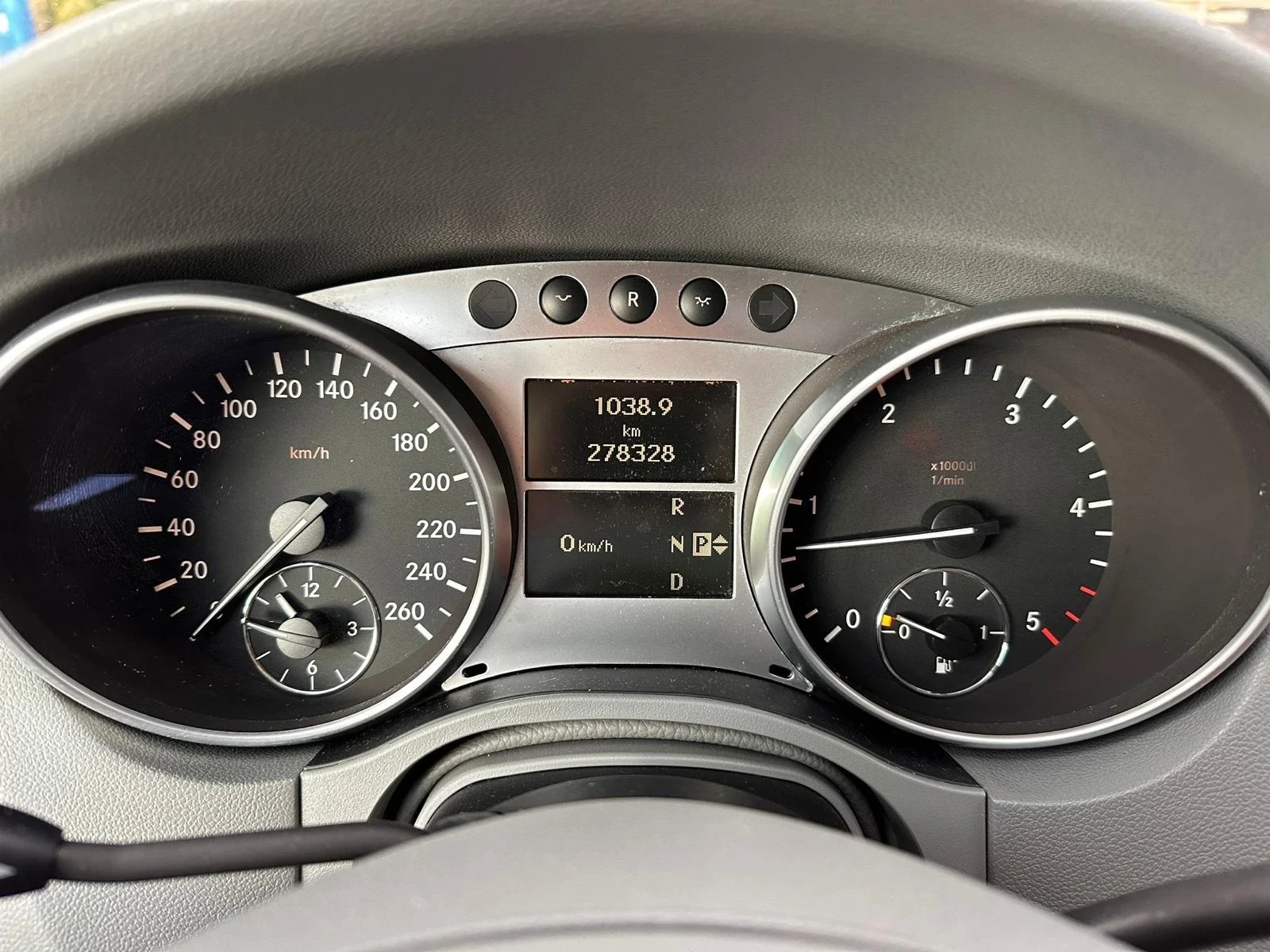 Mercedes-Benz ML 320 3.0TDI  - УНИКАТ - РЕАЛНИ КИЛОМЕТРИ , снимка 15 - Автомобили и джипове - 55894637