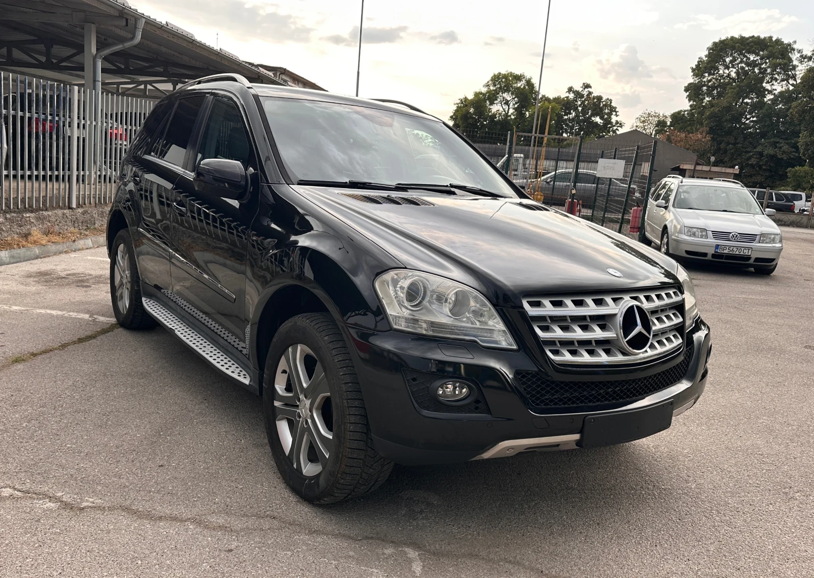 Mercedes-Benz ML 320 3.0TDI  - УНИКАТ - РЕАЛНИ КИЛОМЕТРИ , снимка 3 - Автомобили и джипове - 55894637
