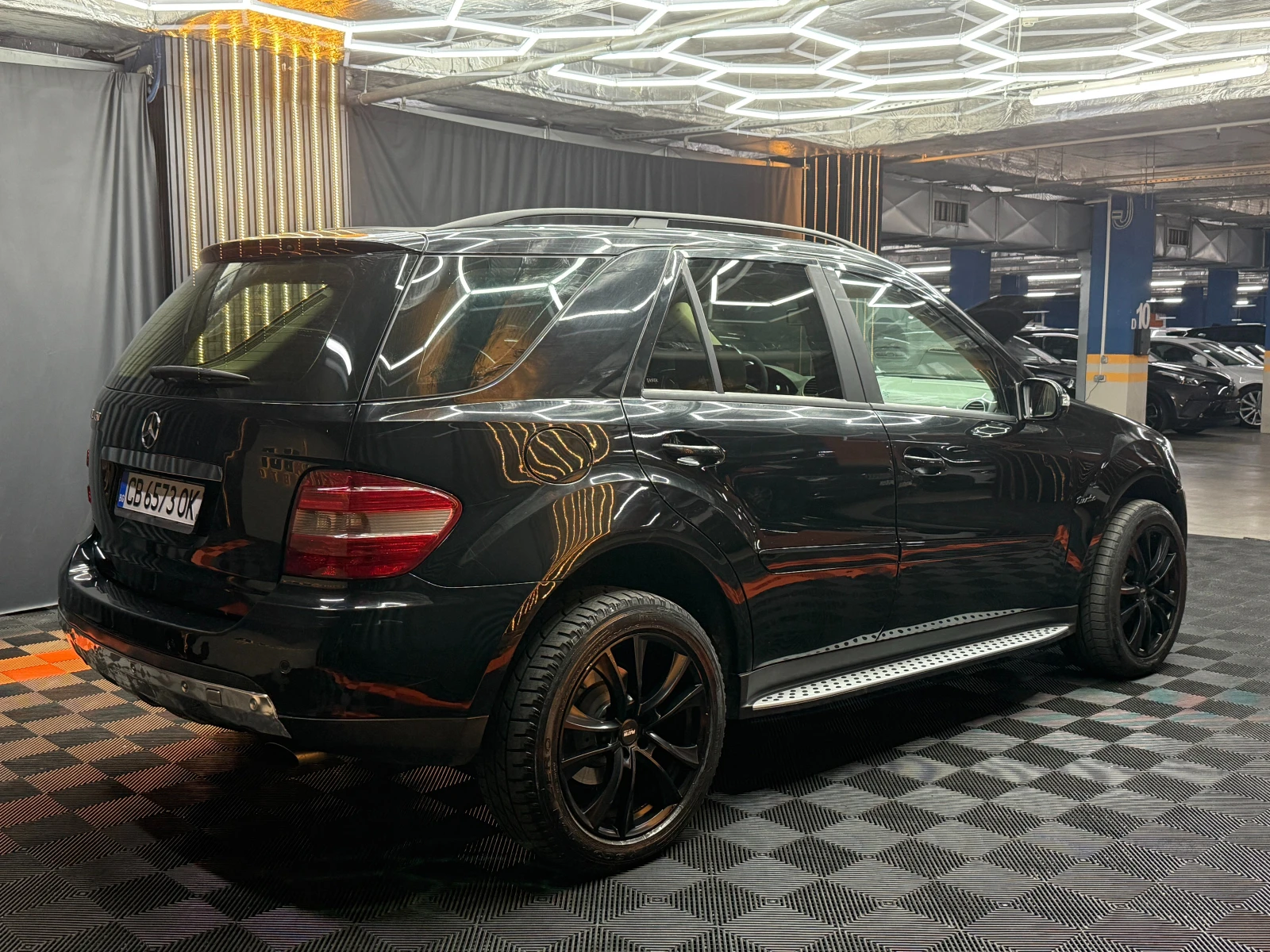 Mercedes-Benz ML 320 CDI 224кс, снимка 5 - Автомобили и джипове - 56115841
