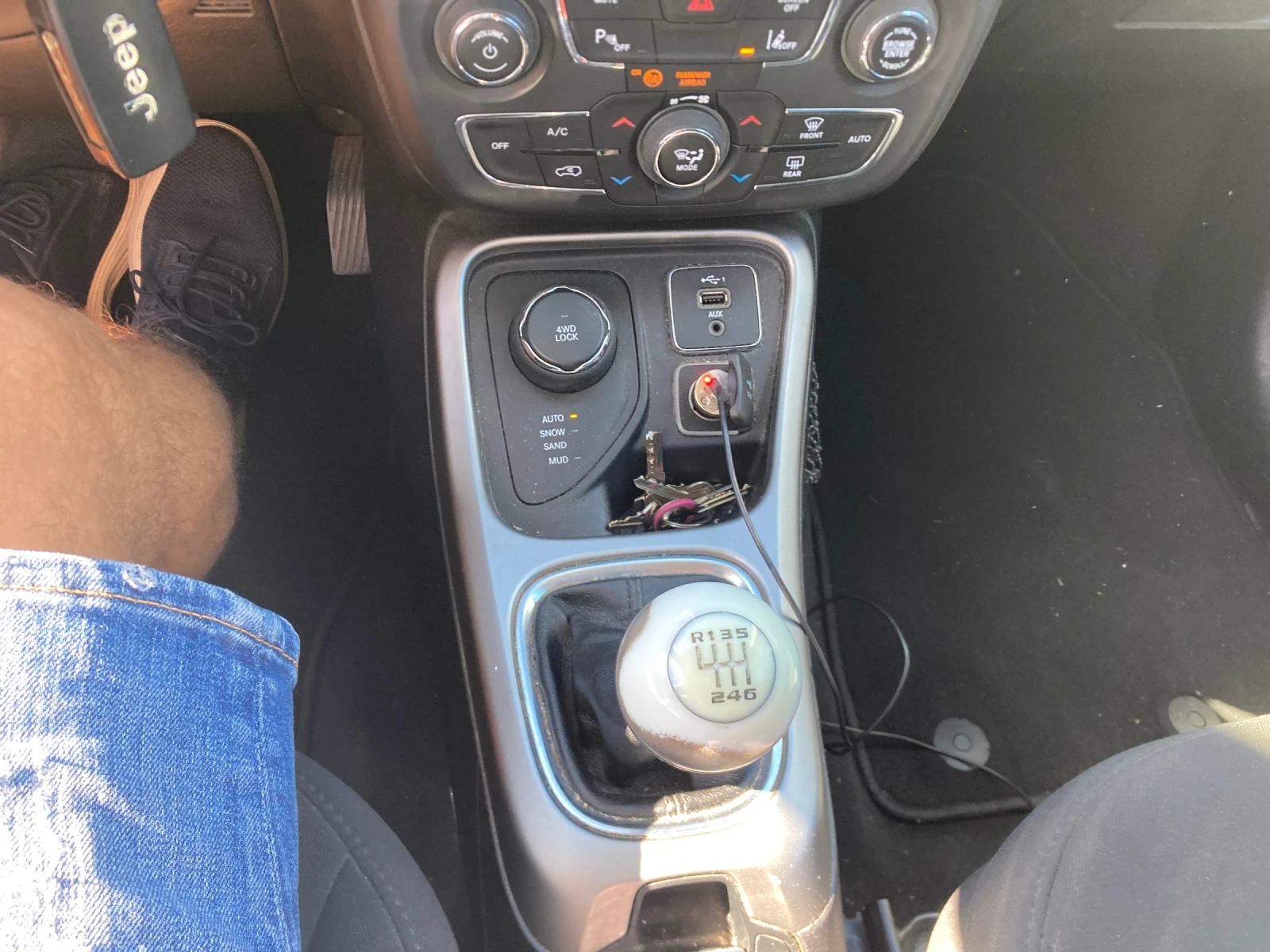 Jeep Compass 2.0 m-jet 140 konq 4x4 EVRO-6, снимка 14 - Автомобили и джипове - 56181203