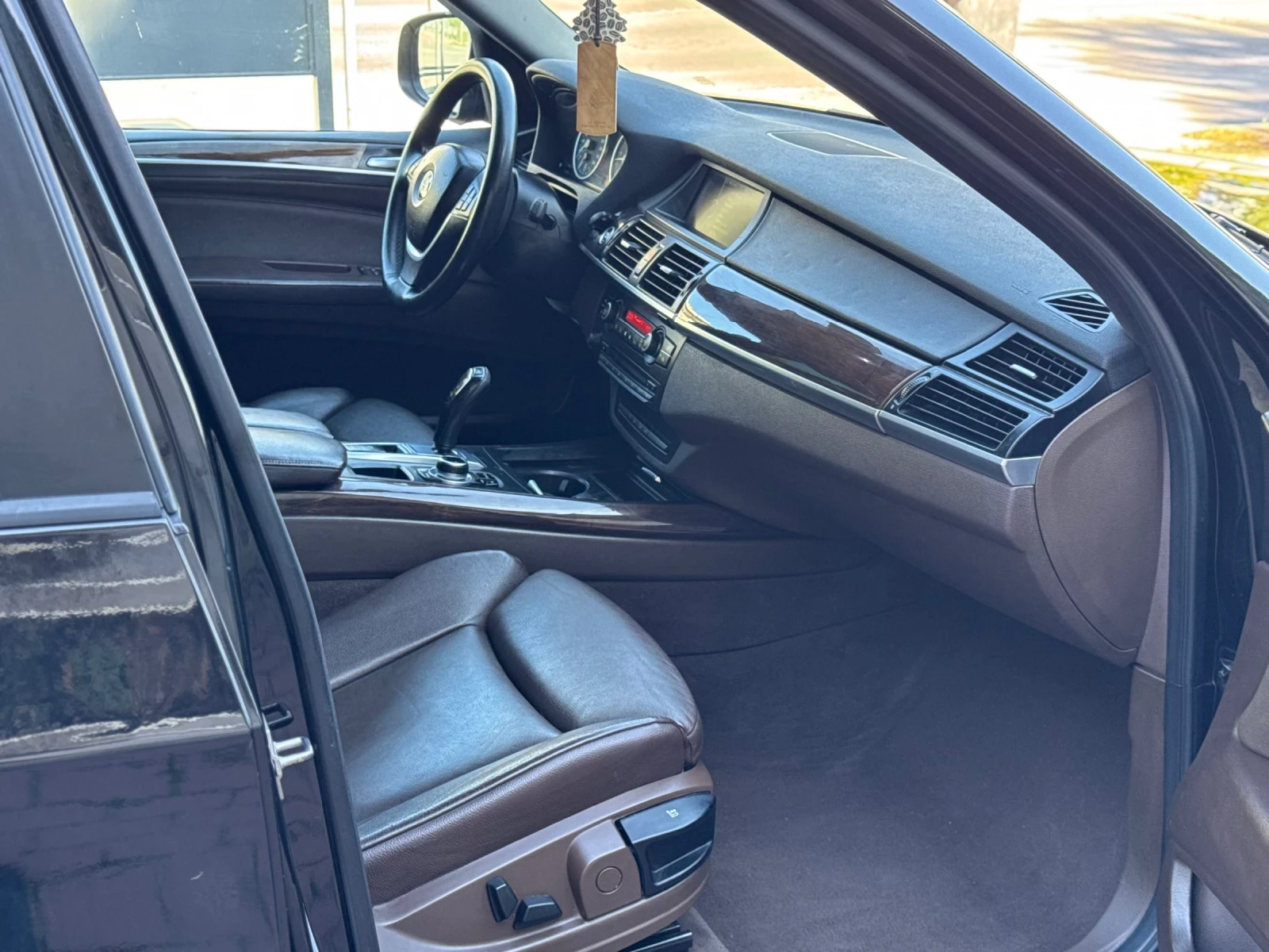 BMW X5 3.0d LCI/Sport/8ZF/COMFORT, снимка 10 - Автомобили и джипове - 56338008
