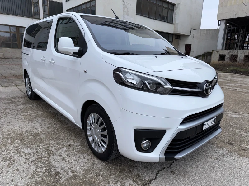 Toyota Proace 2.0 HDi 7+ 1, снимка 6 - Бусове и автобуси - 53296507