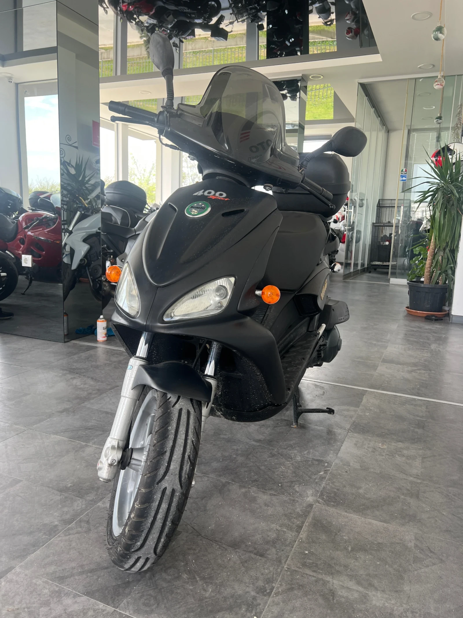 Benelli Velvet Sport 400 - изображение 2