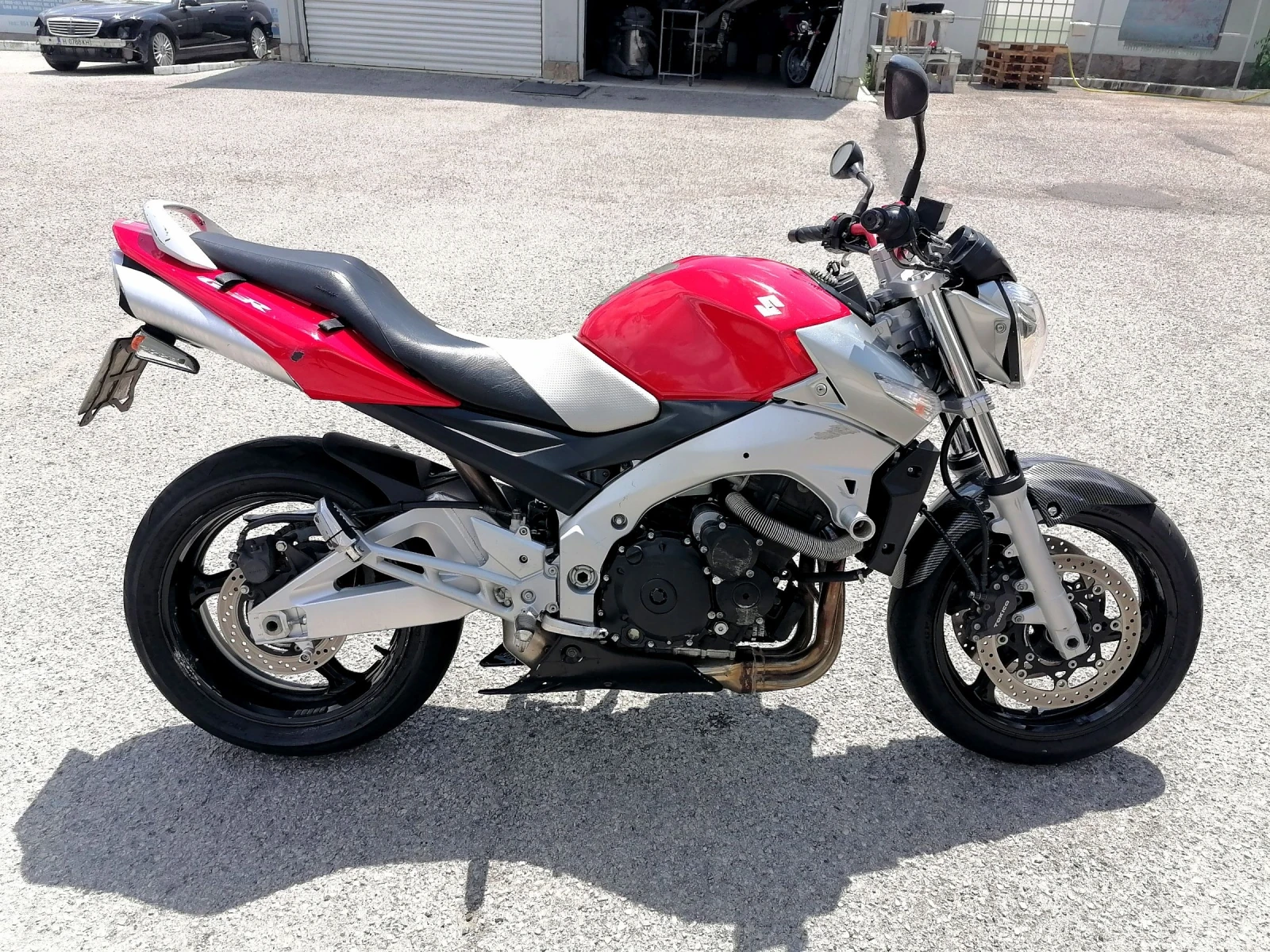 Suzuki Gsr 600