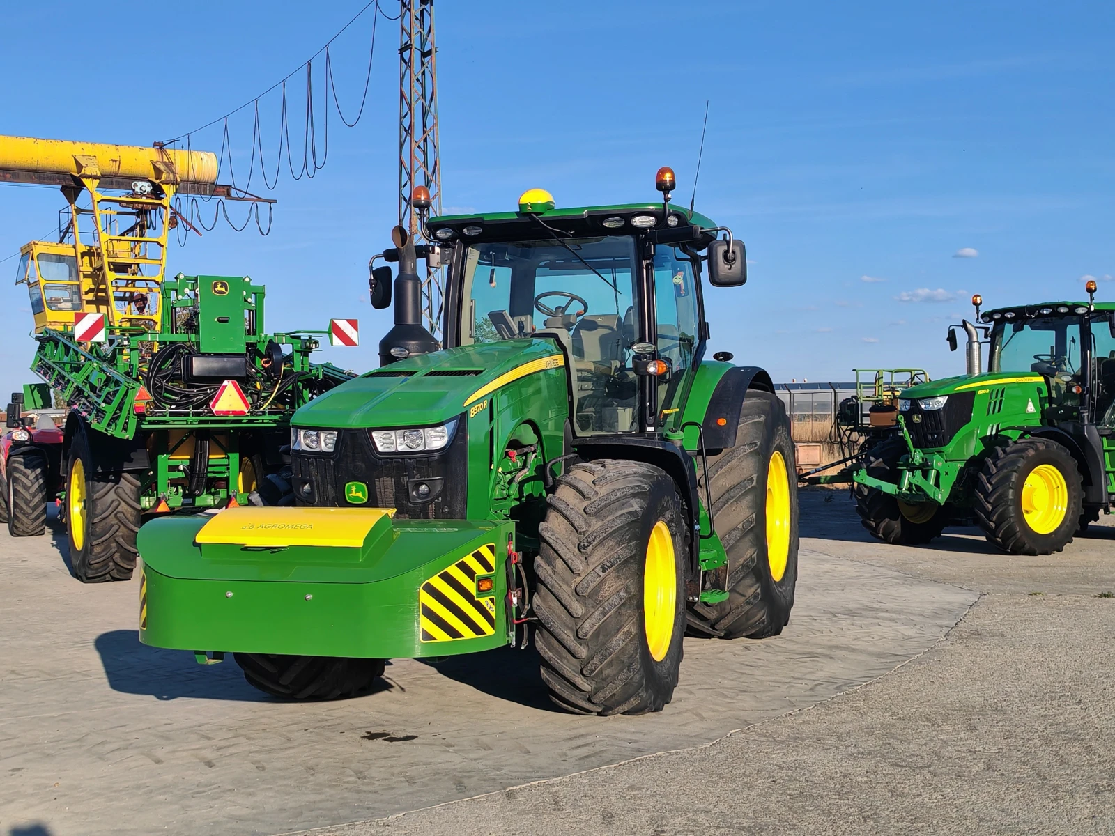 Трактор John Deere 8370R  лизинг с първоначална вноска 20 %, снимка 2 - Селскостопанска техника - 56231481
