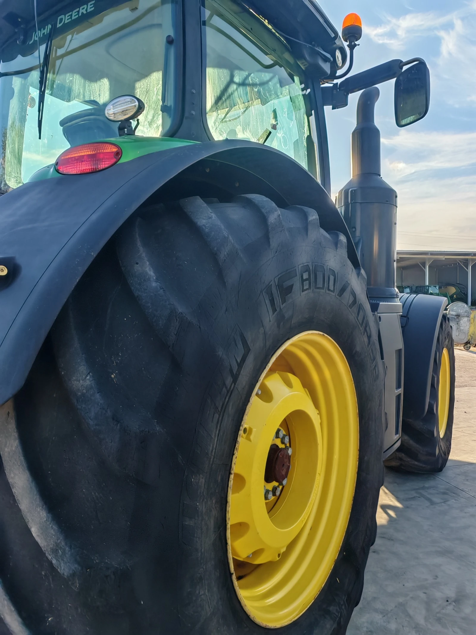 Трактор John Deere 8370R  лизинг с първоначална вноска 20 %, снимка 15 - Селскостопанска техника - 56231481