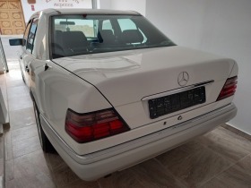 Mercedes-Benz E 200 W 124, снимка 10