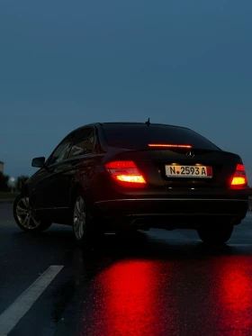 Mercedes-Benz C 350, снимка 3