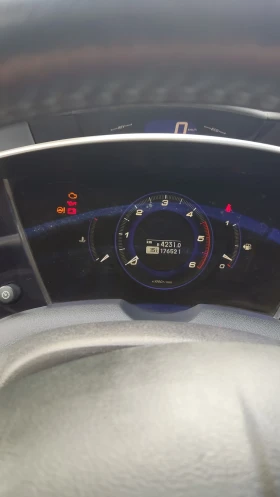 Обява за продажба на Honda Civic 8 ~7 500 лв. - изображение 7