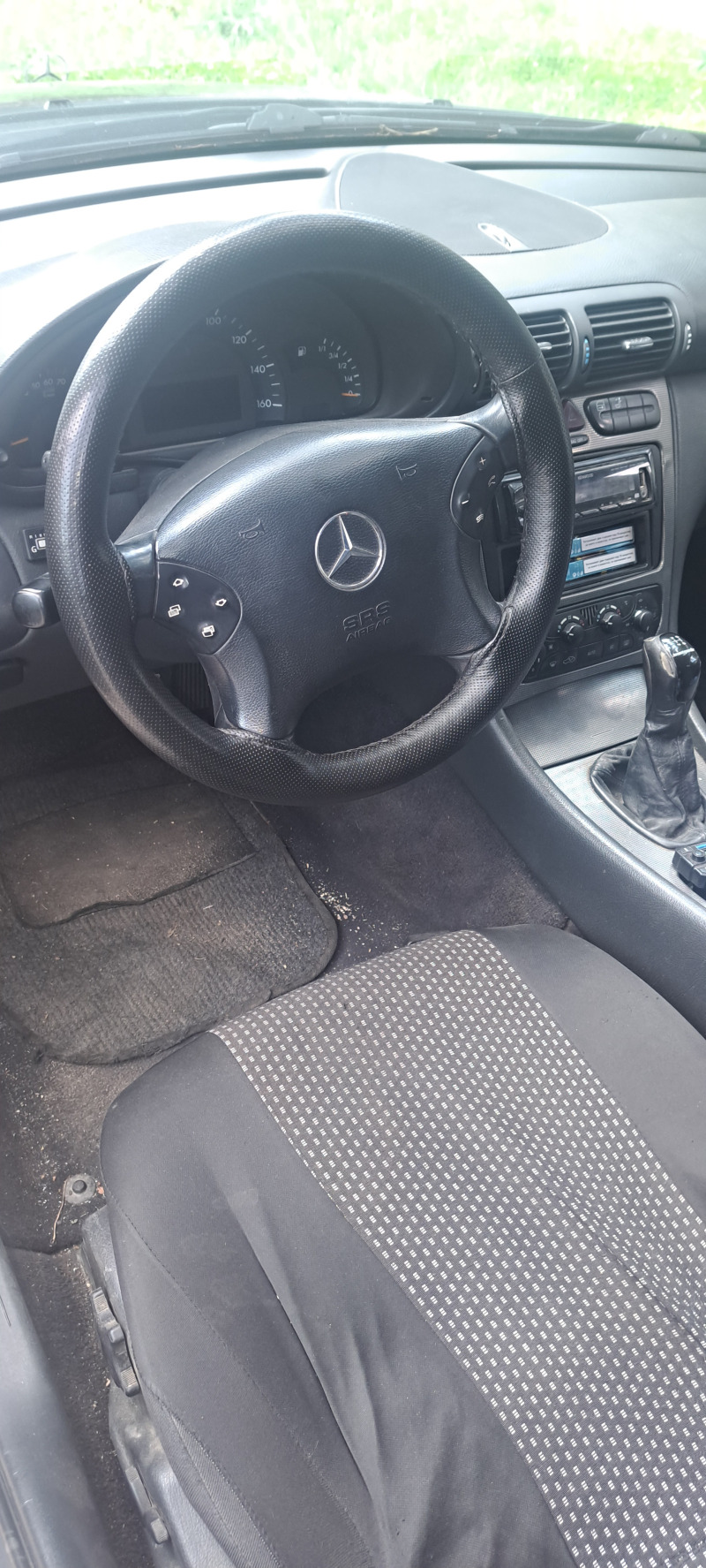 Mercedes-Benz 220, снимка 4 - Автомобили и джипове - 46397069