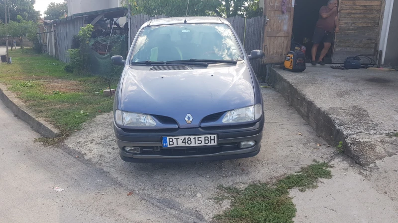 Renault Scenic 1, 6, снимка 2 - Автомобили и джипове - 47363693