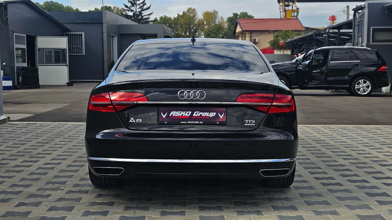 Audi A8 MATRIX/3.0TDI/GERMANY/CAMERA/BOSE/ПОДГР/ВАКУУМ/LIZ, снимка 6 - Автомобили и джипове - 47547424