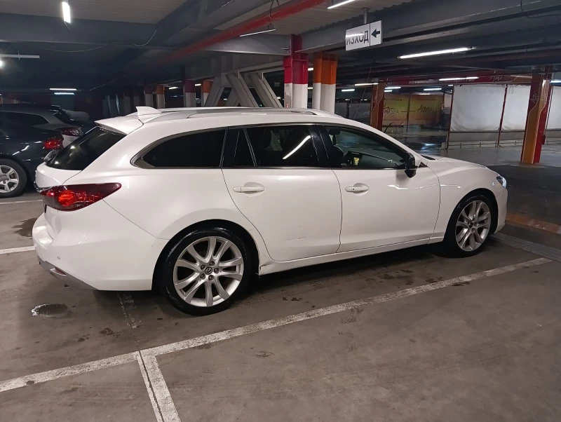 Mazda 6 2.2 Sky-active, снимка 4 - Автомобили и джипове - 48195720