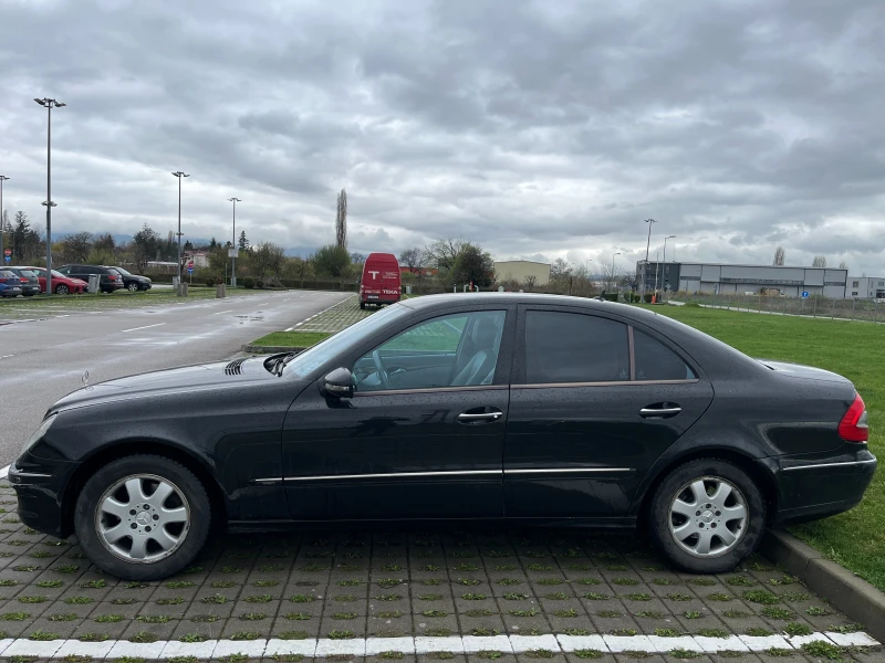 Mercedes-Benz E 350 4 Matic Avantgarde Facelift, снимка 4 - Автомобили и джипове - 50676617