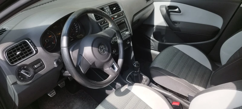 VW Polo Cross Polo 1.6 90hp, снимка 6 - Автомобили и джипове - 52554508