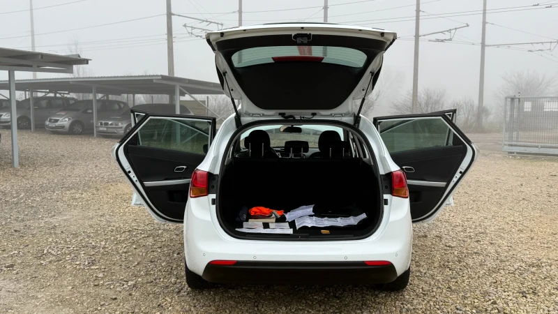 Kia Ceed 1.4CRDI/90кс/Face/EURO 5B/6скорости/ВНОС ИТАЛИЯ, снимка 9 - Автомобили и джипове - 52854858