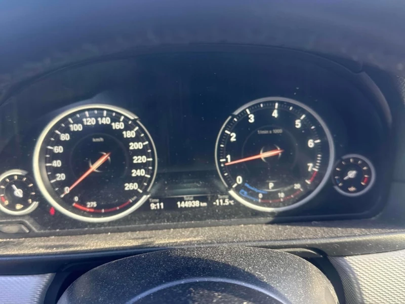 BMW 528 * 528i xDrive * CARFAX * ЦЕНА ДО БГ, снимка 8 - Автомобили и джипове - 53205438