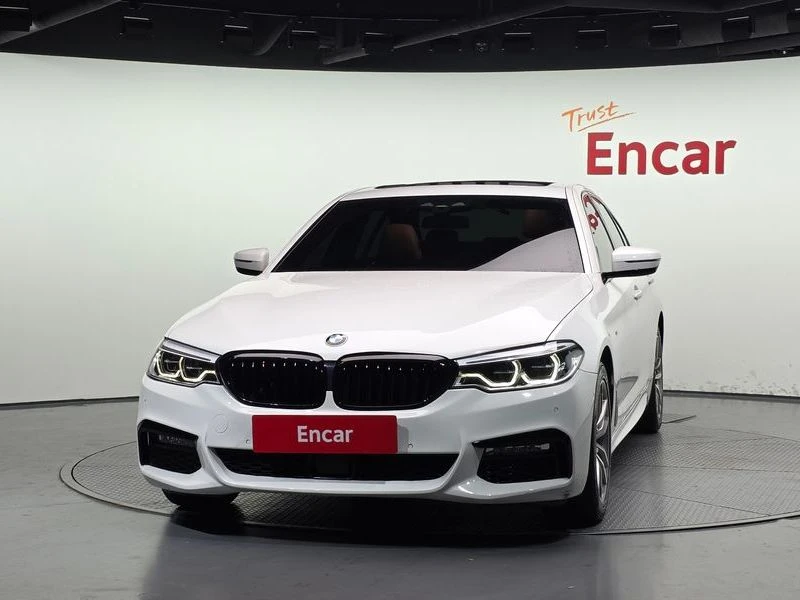 BMW 520 520d M Sport package| 190к.с.| ВКЛ.ТЕХНОТЕСТ, снимка 3 - Автомобили и джипове - 55573584