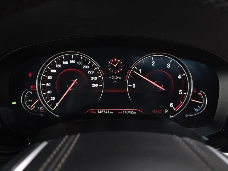 BMW 520 520d M Sport package| 190к.с.| ВКЛ.ТЕХНОТЕСТ, снимка 8 - Автомобили и джипове - 55573584