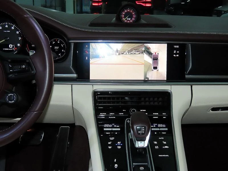 Porsche Panamera 2.9 DGP Automatic, снимка 11 - Автомобили и джипове - 55906359