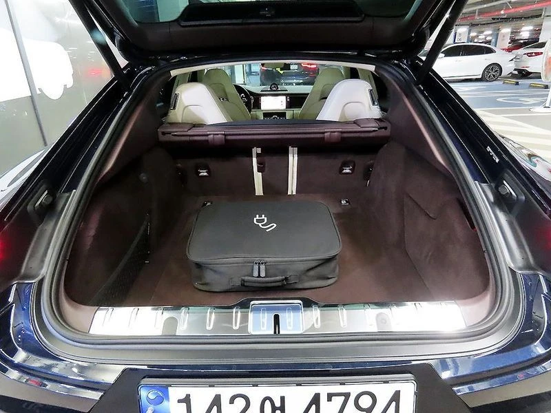 Porsche Panamera 2.9 DGP Automatic, снимка 16 - Автомобили и джипове - 55906359