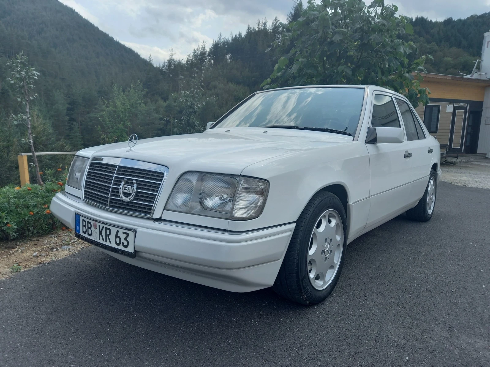 Mercedes-Benz E 200 W 124 - изображение 7