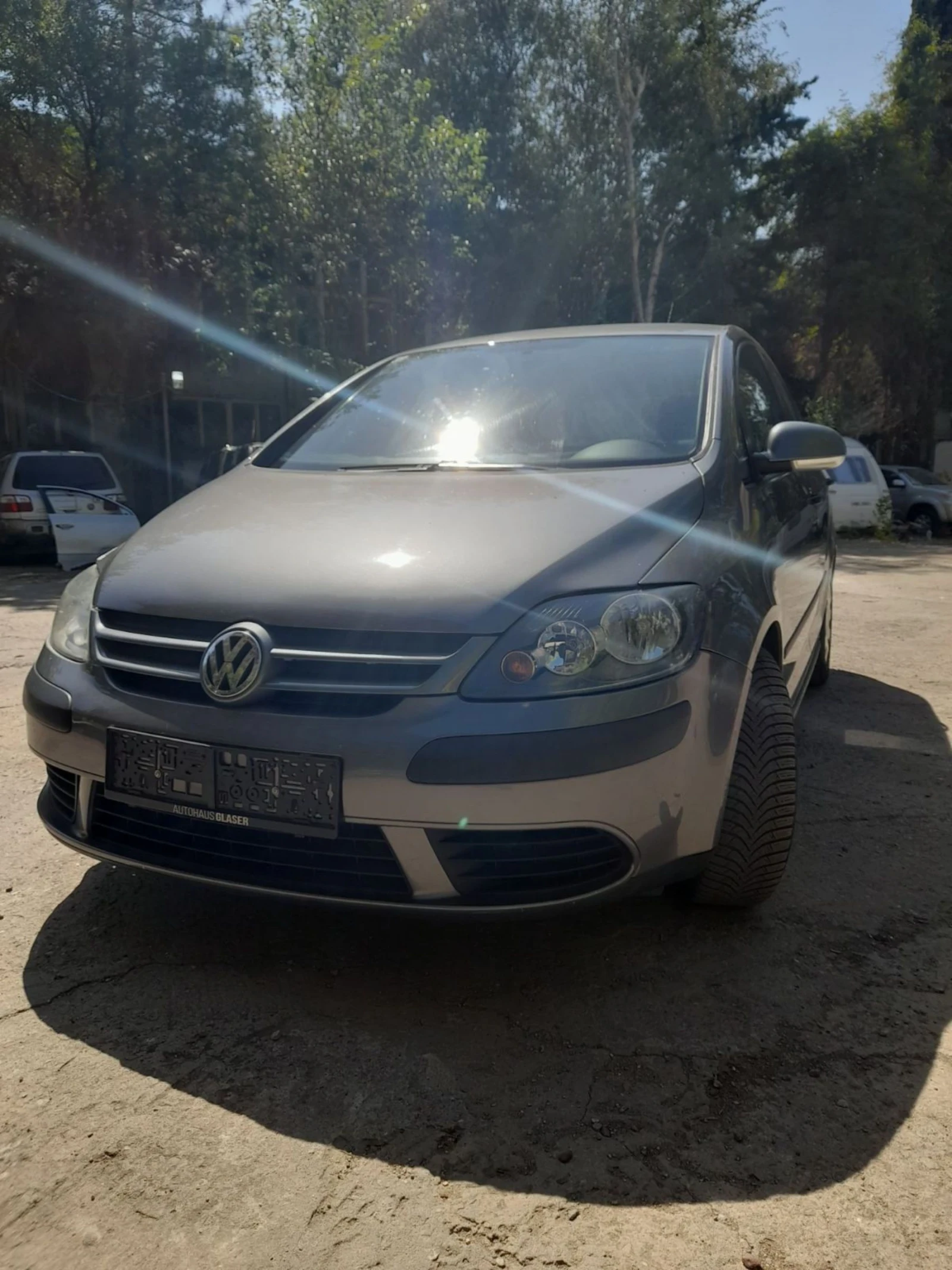 VW Golf Plus 1.9 TDI 90 к.с - изображение 2