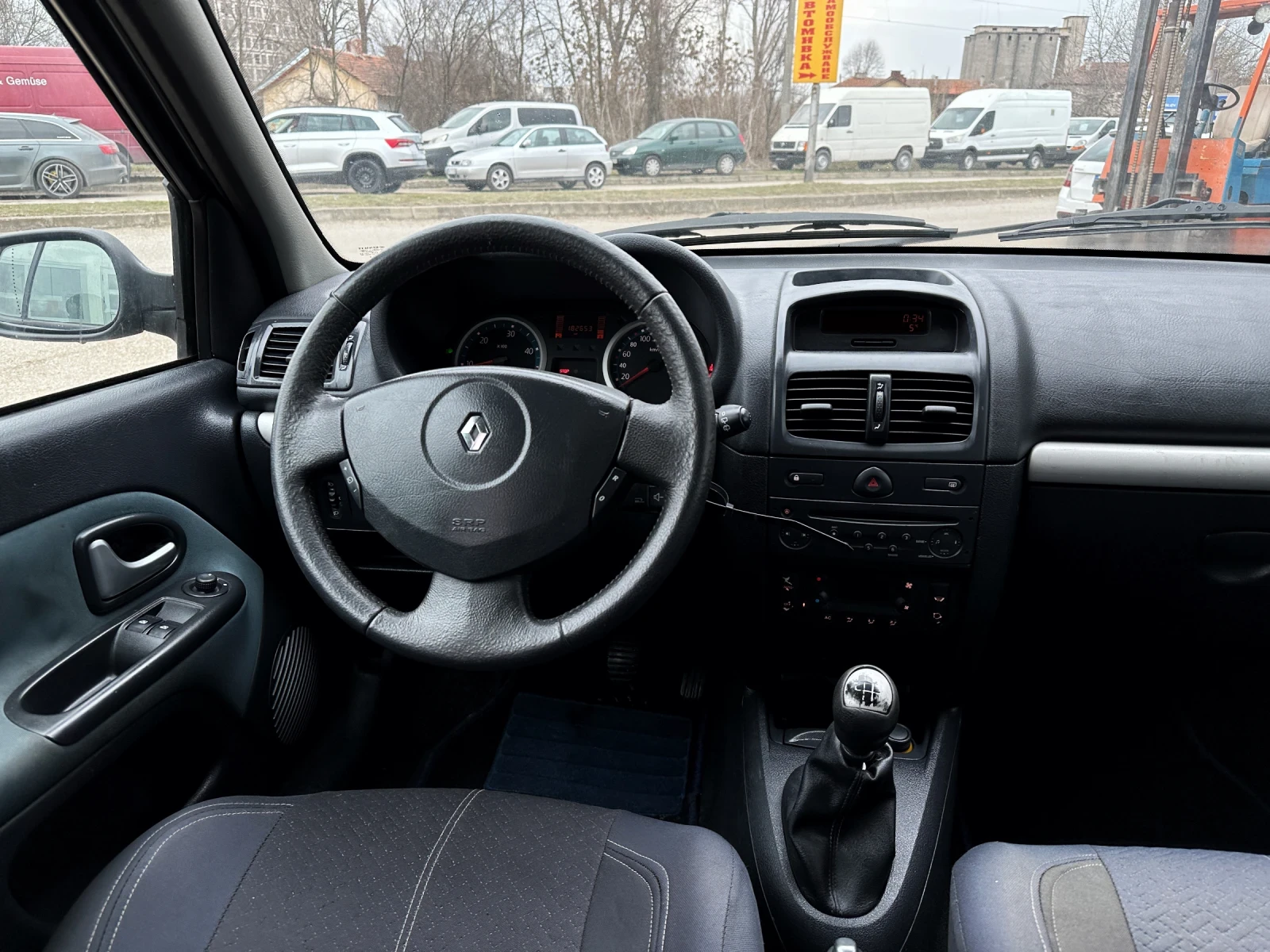 Renault Clio 1.5dCi* КЛИМА - изображение 7