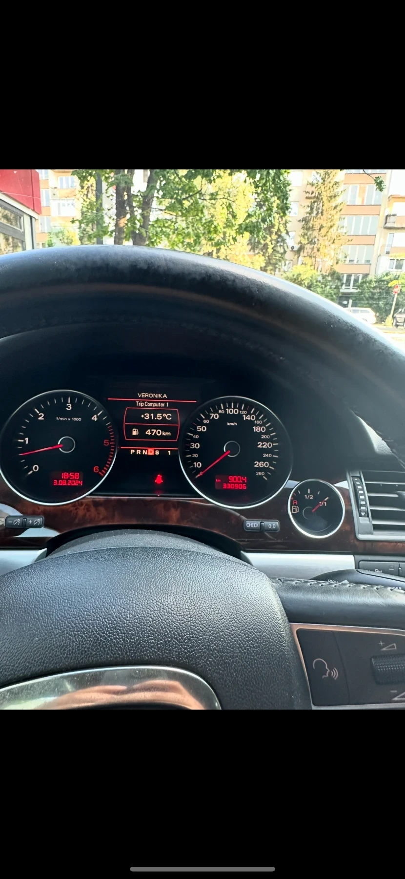 Audi A8 4.2 TDI - изображение 4