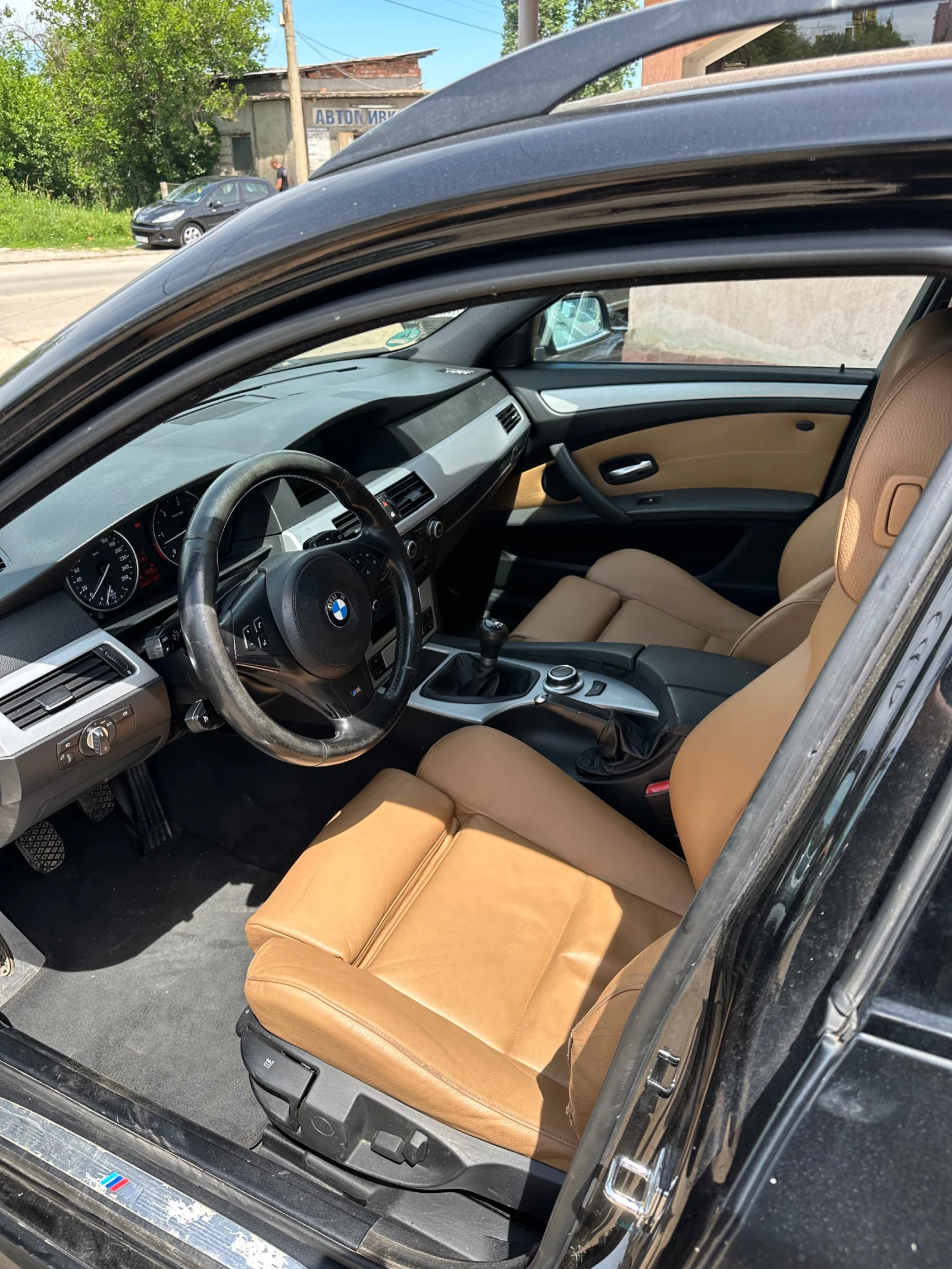 BMW 525 3.0D FULL M-PACK - изображение 7