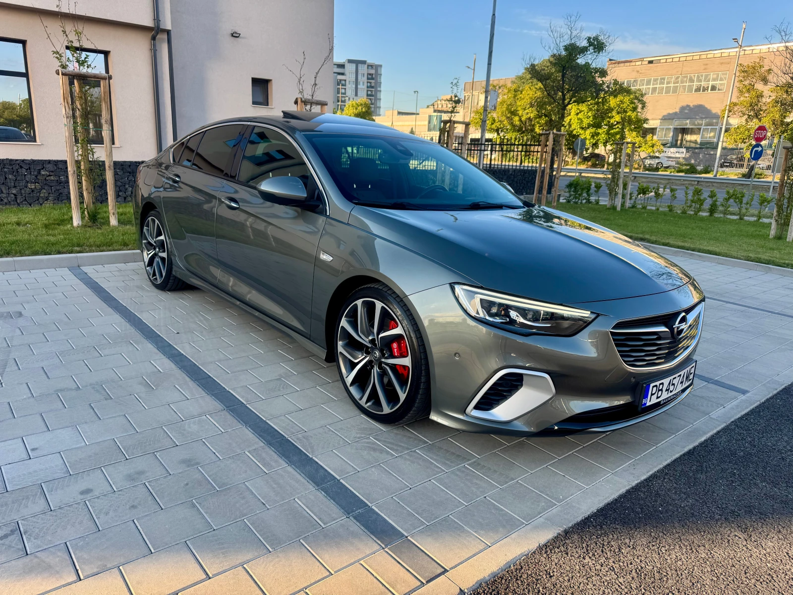 Opel Insignia GSI 2.0d BITURBO 4x4 - изображение 5