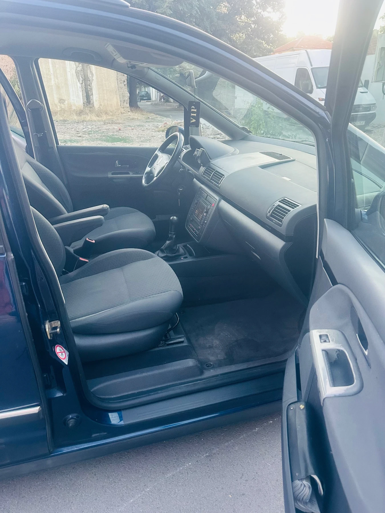 VW Sharan VW Sharan 1.8T-150кс= 7МЕСТА= КЛИМАТРОН - изображение 9
