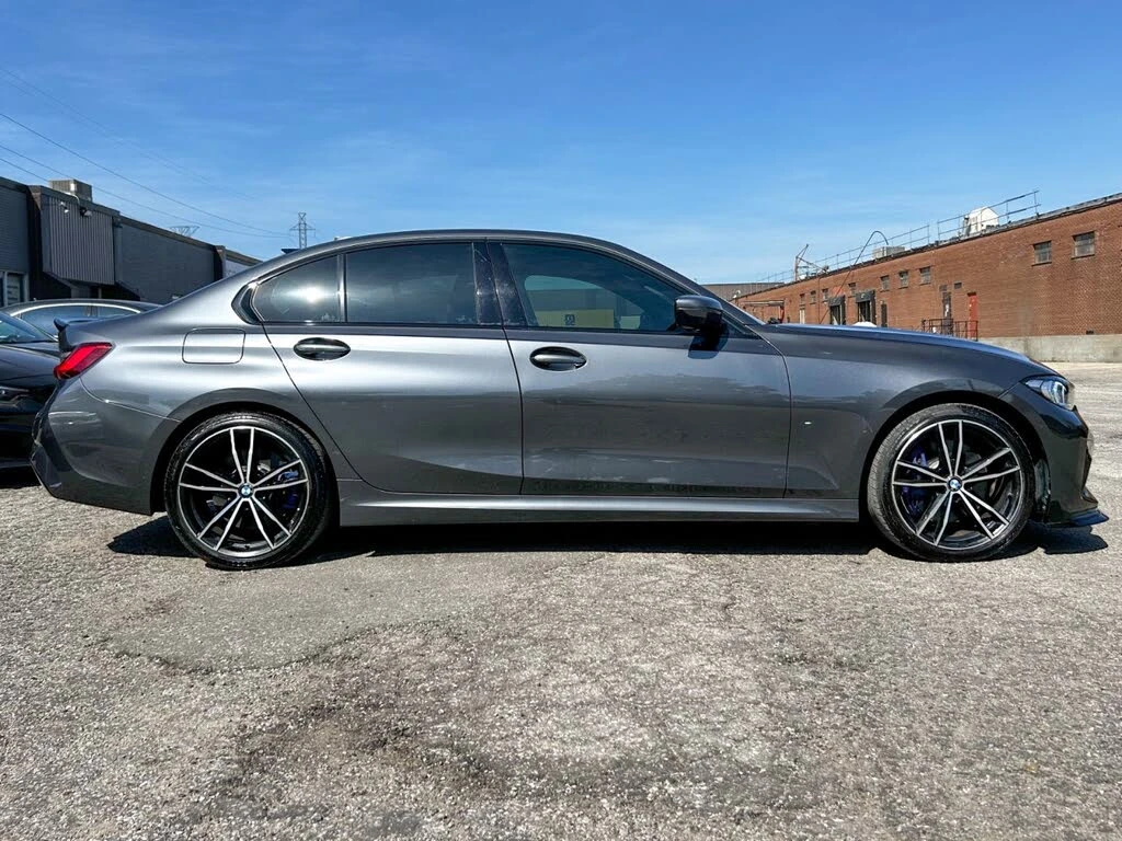 BMW 330 * АВТО КРЕДИТ* ЦЕНА ДО БГ * СЕРВИЗНА ИСТОРИЯ *  - изображение 5