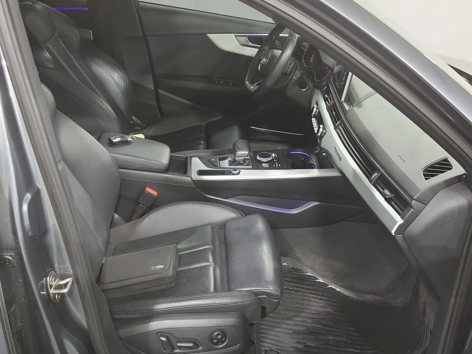 Audi A4 Technik/Quattro/Digital/B&O/Ambient, снимка 10 - Автомобили и джипове - 53784172