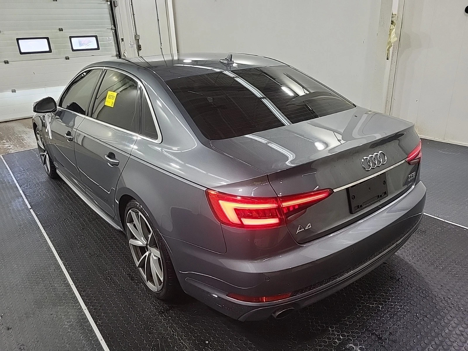 Audi A4 Technik/Quattro/Digital/B&O/Ambient, снимка 4 - Автомобили и джипове - 53784172