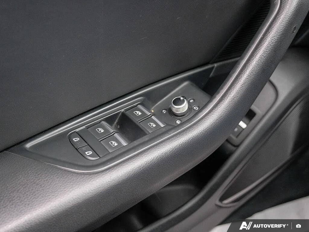 Audi A5 Sportback* Technik* АвтоКредит* (ЦЕНА ДО БГ), снимка 12 - Автомобили и джипове - 54002148