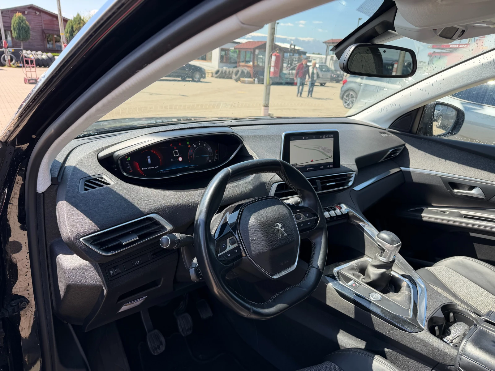 Peugeot 3008 1.2 Allure PANORAMA/NAVI/KOJA EURO 6 | Mobile.bg � ����������� 14