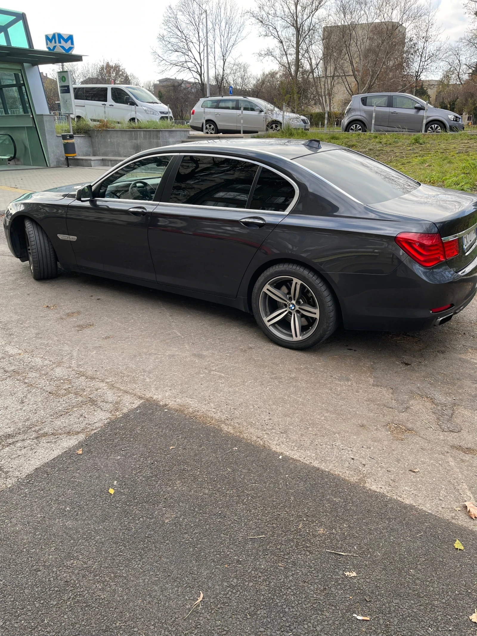 BMW 750 iL X-drive, снимка 2 - Автомобили и джипове - 54542558