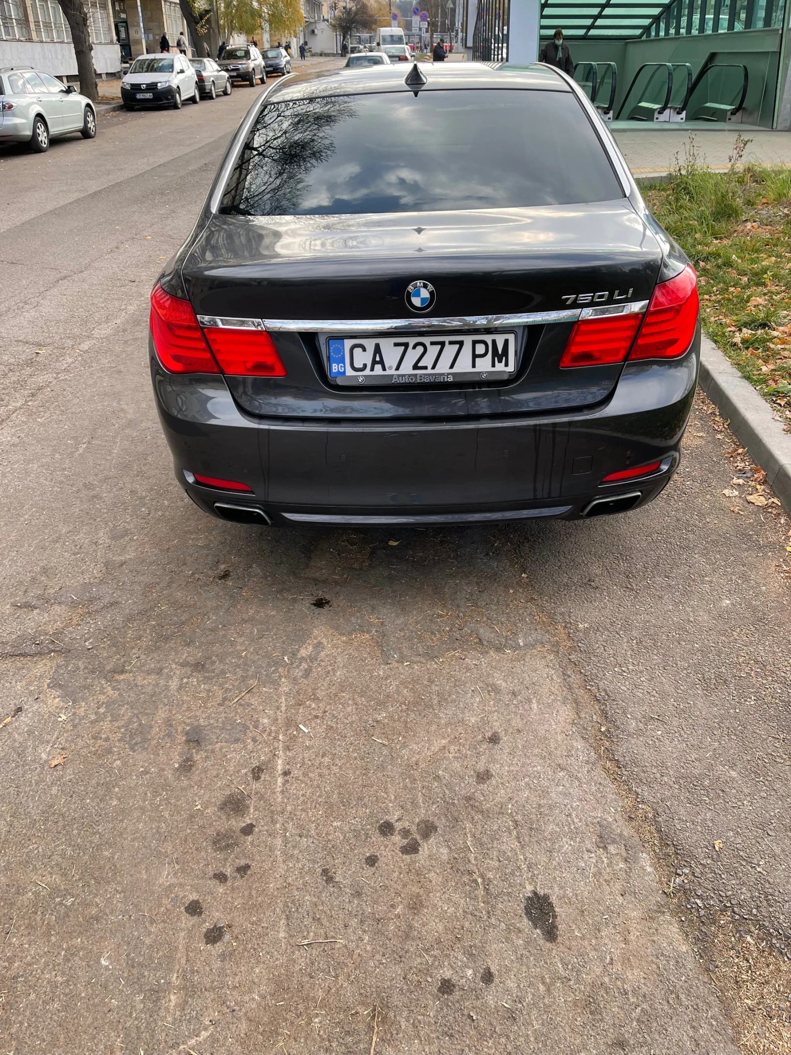 BMW 750 iL X-drive, снимка 4 - Автомобили и джипове - 54542558