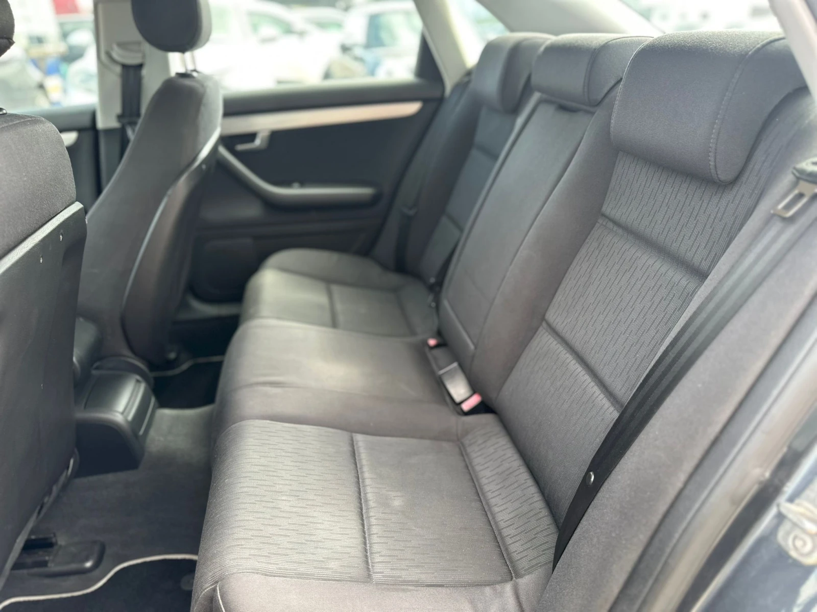 Audi A4 / 2.0D / 140 HP / AUTOMAT / TOP /, снимка 10 - Автомобили и джипове - 54550671
