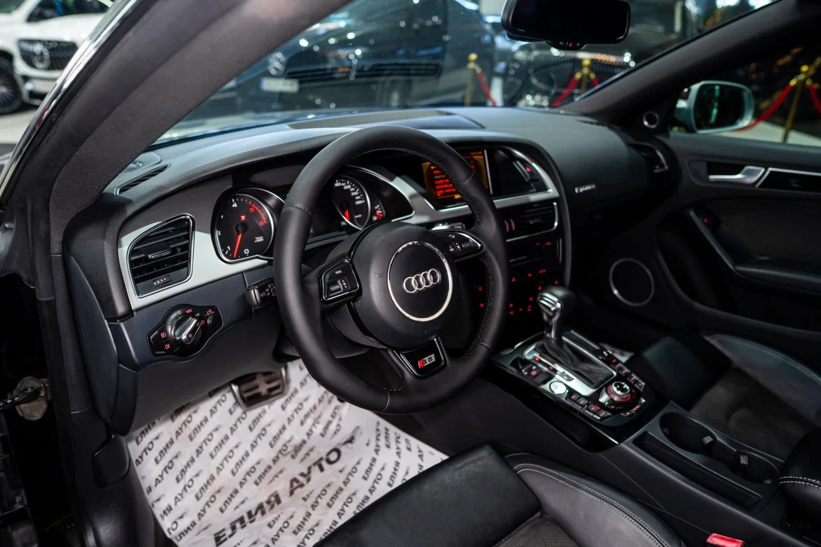 Audi A5 3.0TDI S LINE FACELIFT LED NAVI B&O ЛИЗИНГ 100%, снимка 12 - Автомобили и джипове - 54703846