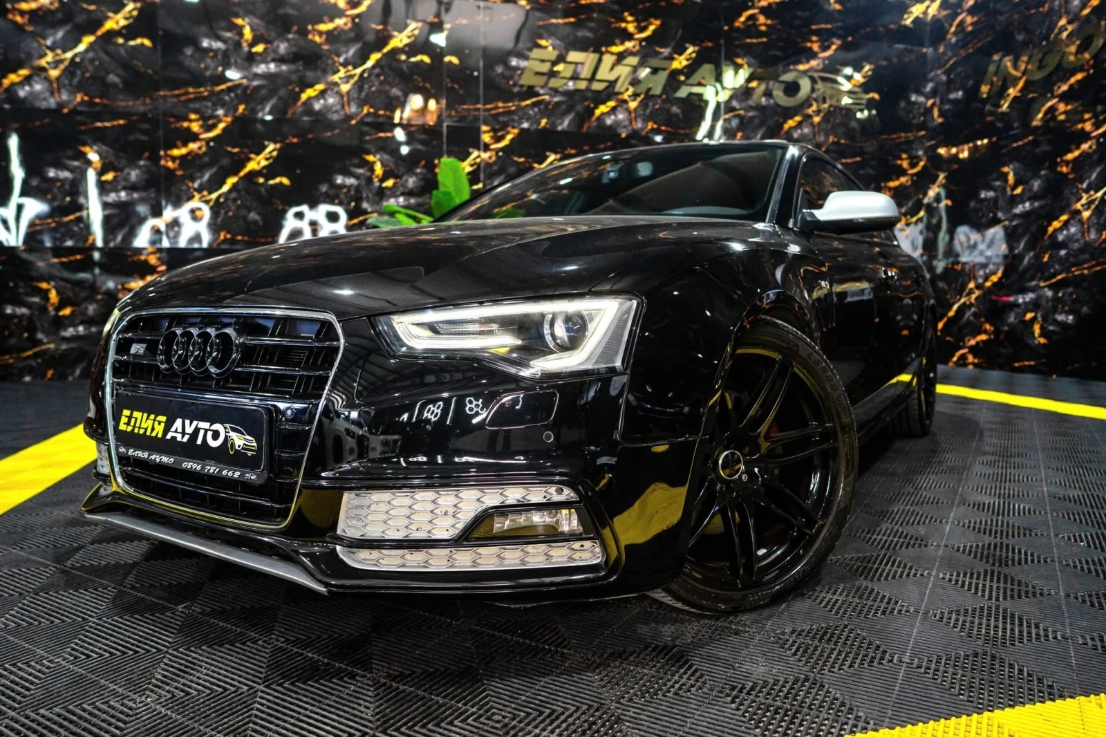 Audi A5 3.0TDI S LINE FACELIFT LED NAVI B&O ЛИЗИНГ 100%, снимка 4 - Автомобили и джипове - 54703846