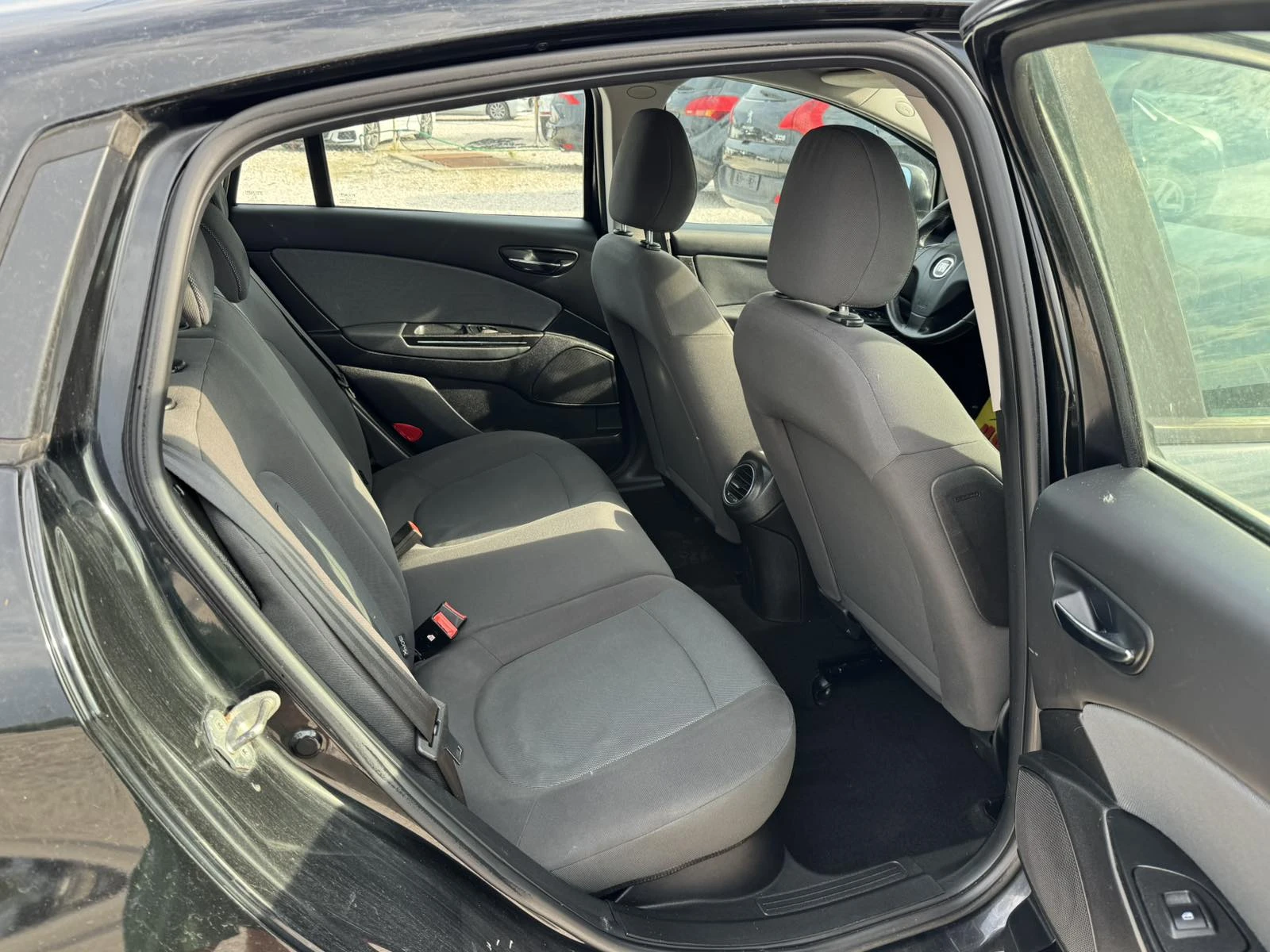 Fiat Bravo 1.4GAZ, снимка 13 - Автомобили и джипове - 54999879