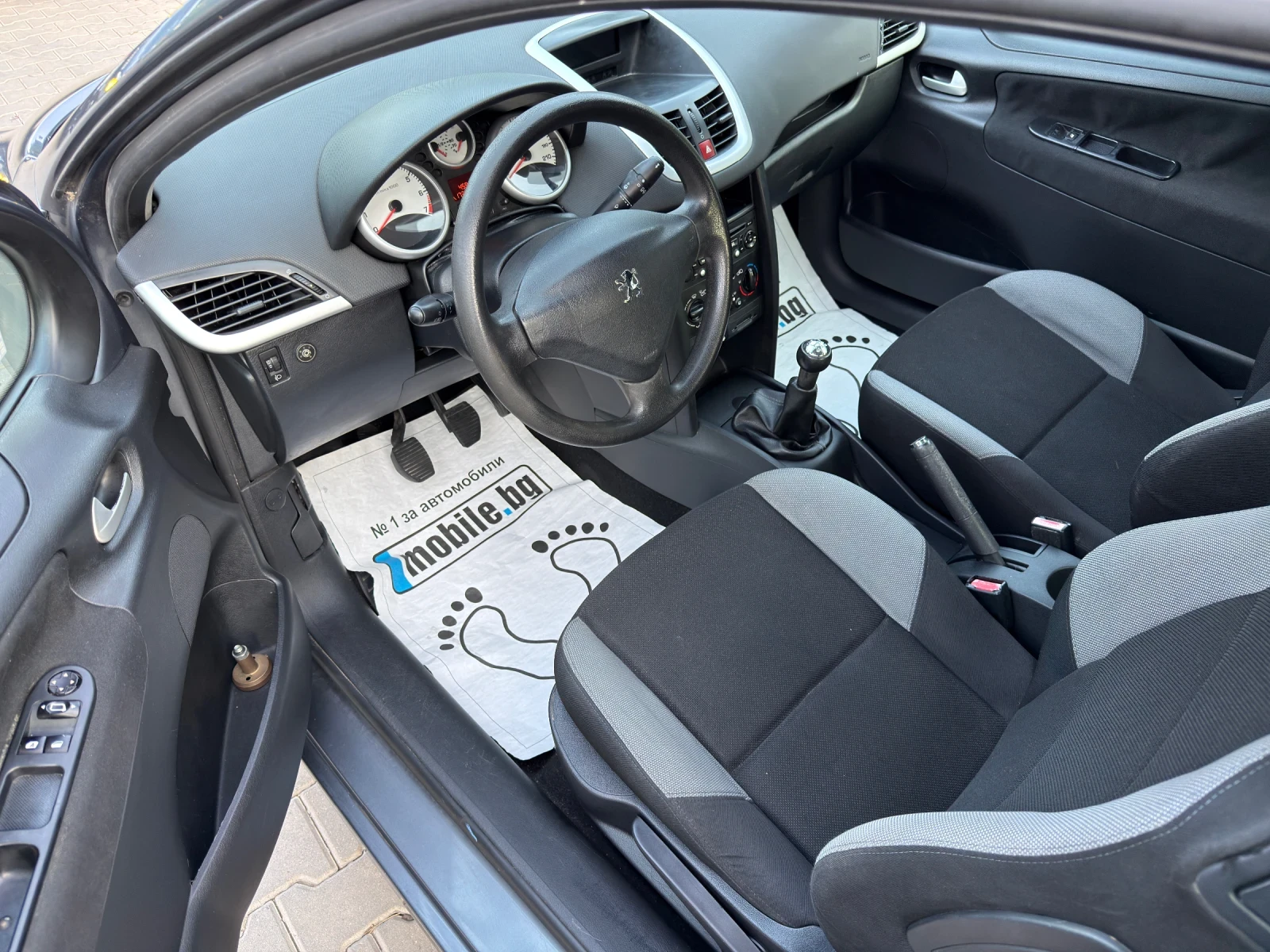 Peugeot 207 1.4I 75 k.c GPL ITALIA , снимка 5 - Автомобили и джипове - 55578916