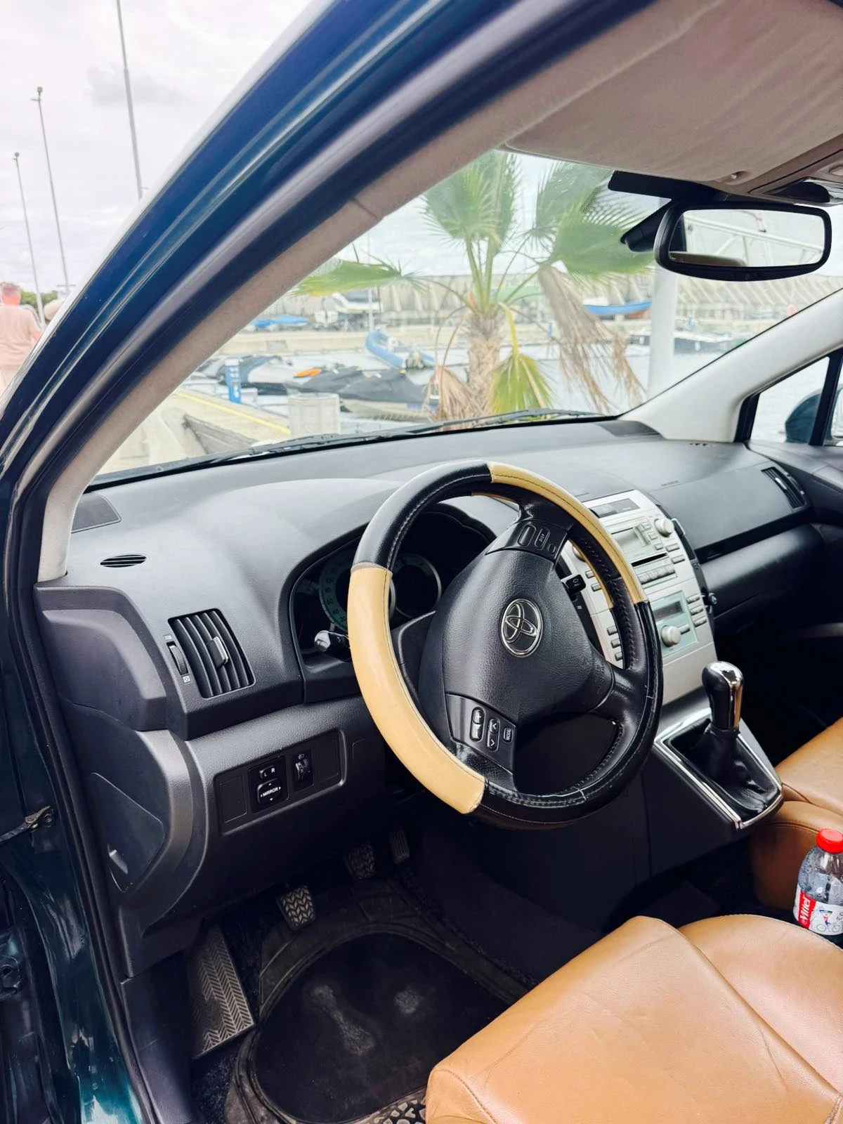 Toyota Corolla verso, снимка 3 - Автомобили и джипове - 56277258