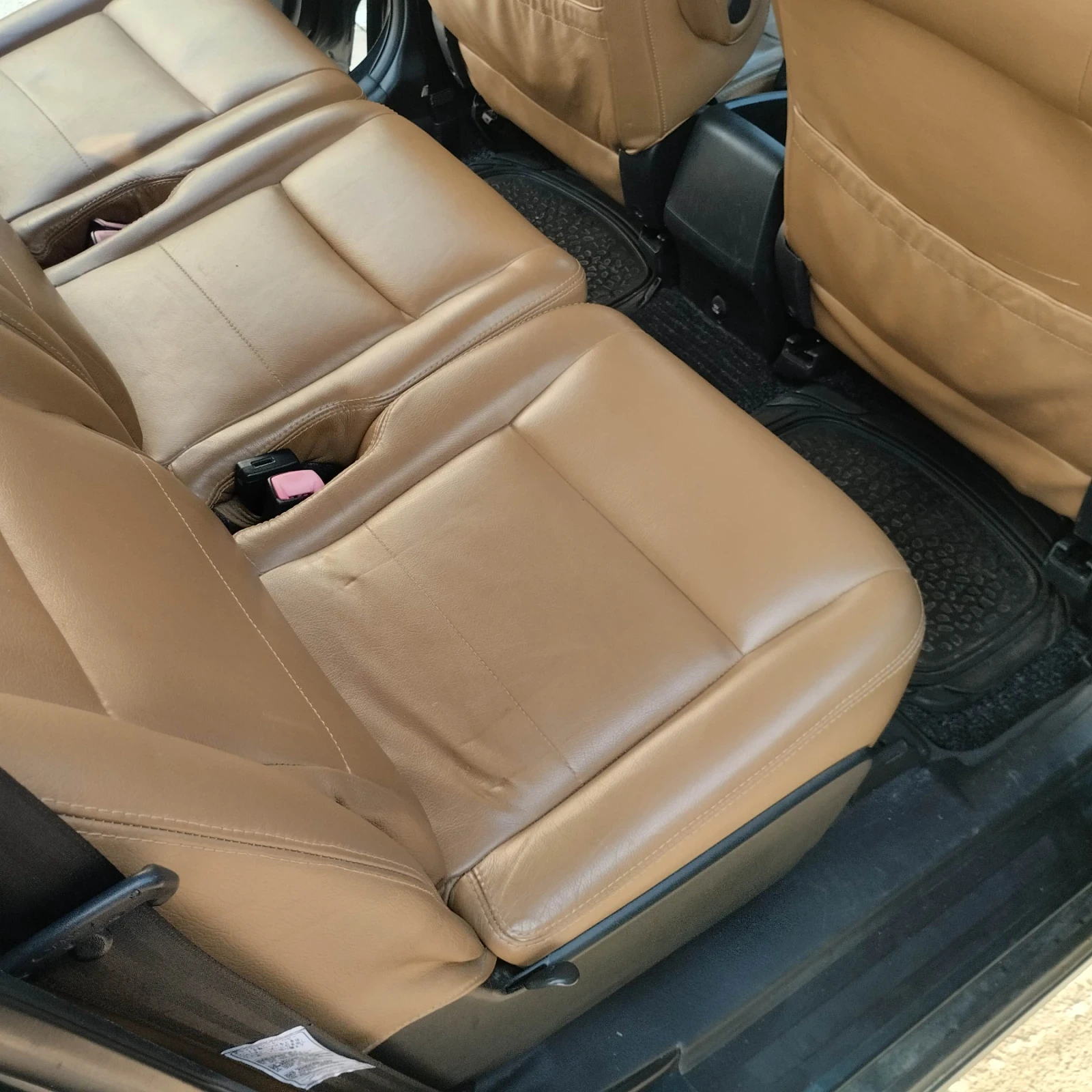 Toyota Corolla verso, снимка 4 - Автомобили и джипове - 55795556