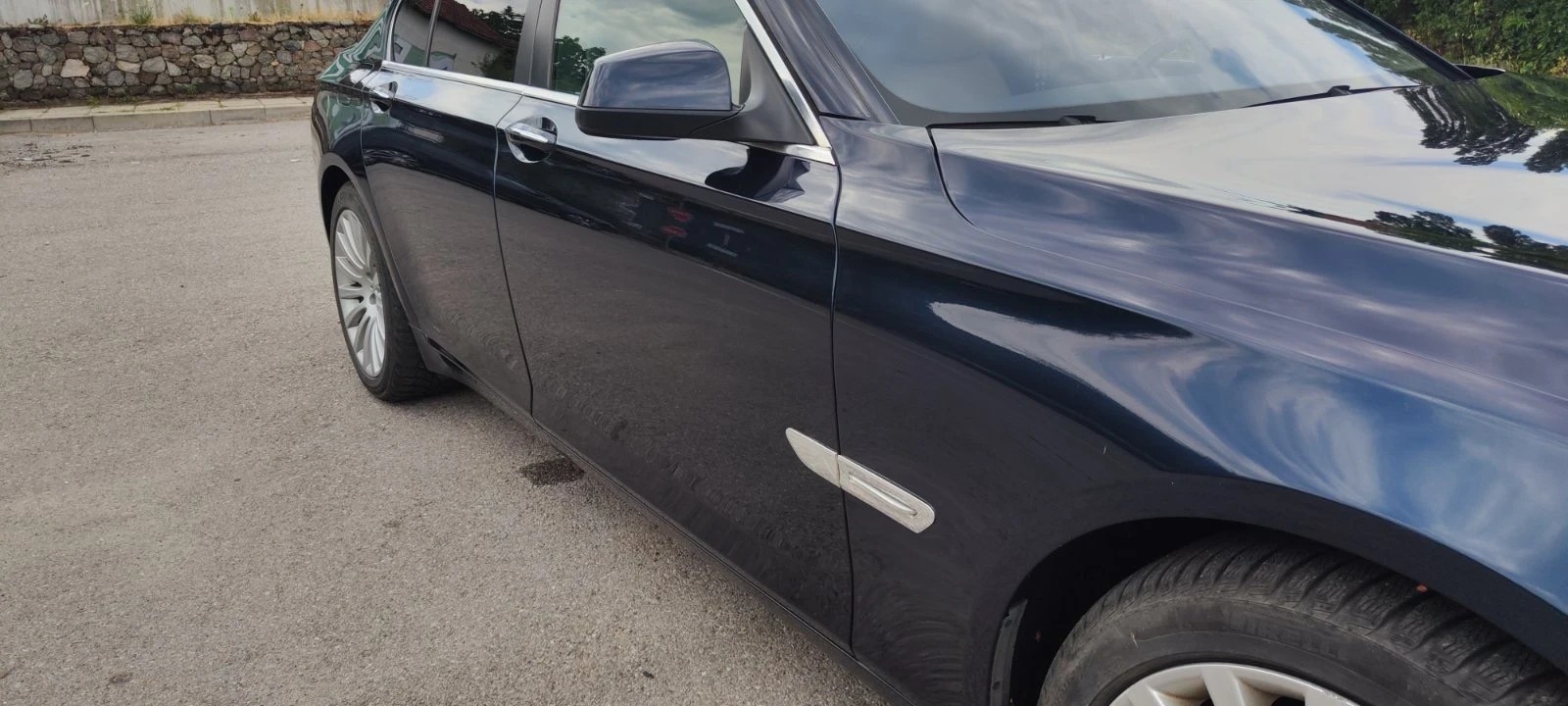 BMW 750, снимка 16 - Автомобили и джипове - 56184198