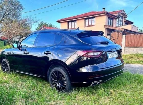 ����� �� �������� �� Maserati Levante SQ4 3000V6 black edition 